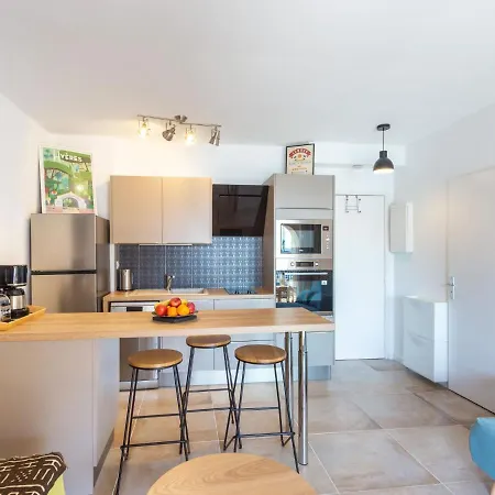 Port De La Gavine I-1 By Interhome * Hyeres