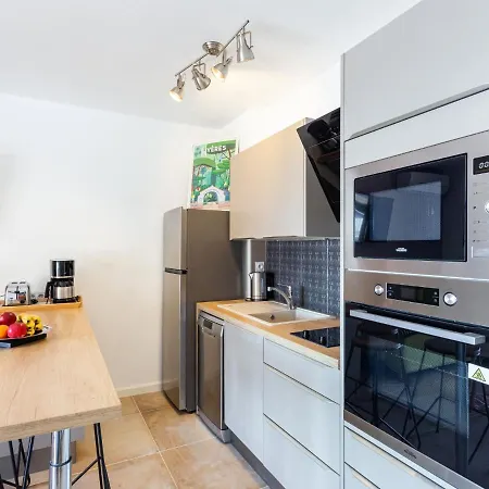 Apartment Port De La Gavine I-1 By Interhome Hyeres