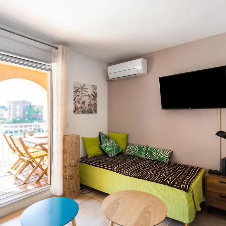 Port De La Gavine I-1 By Interhome *