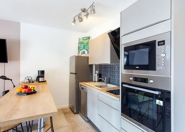 Apartment Port De La Gavine I-1 By Interhome Hyères