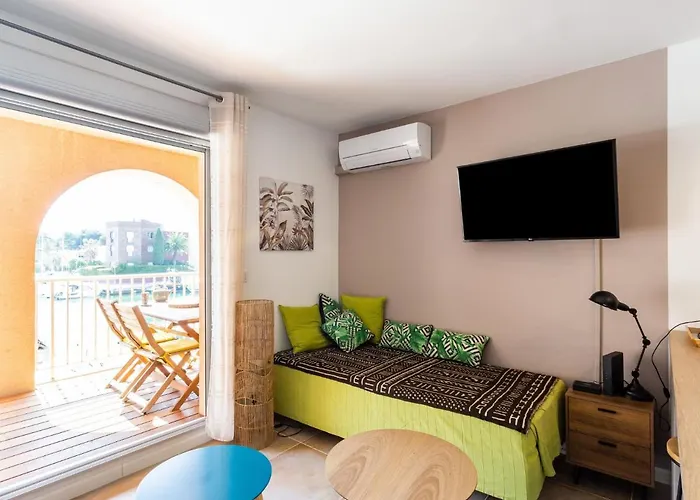 Port De La Gavine I-1 By Interhome *