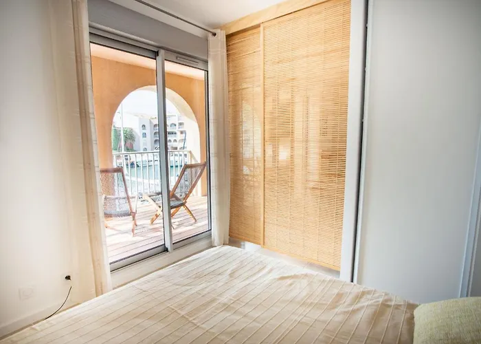 Port De La Gavine I-1 By Interhome