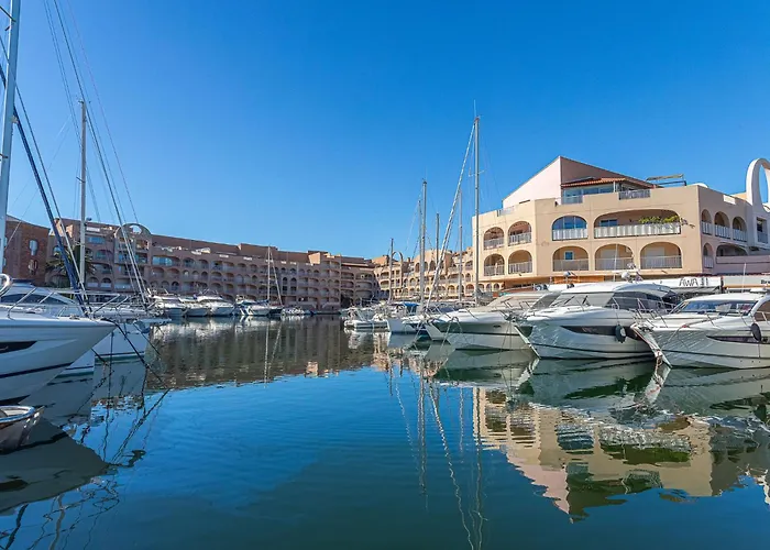 Port De La Gavine I-1 By Interhome Apartment